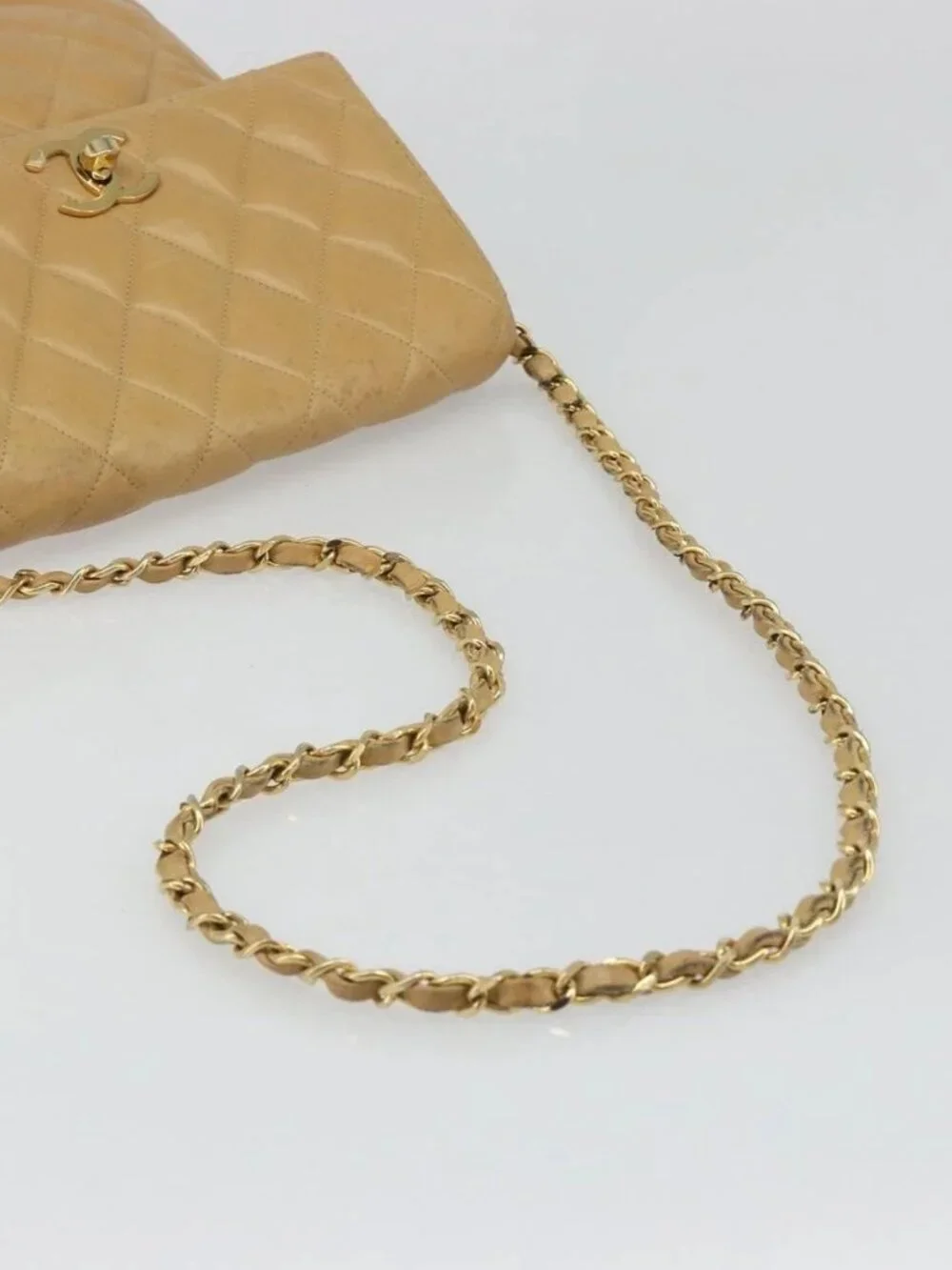 CHANEL brand	chanel color	beige
